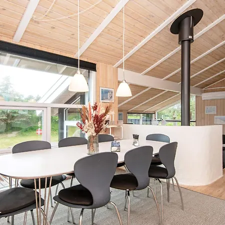 Nyaraló 4 Star In Lokken